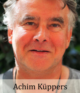 Hier ist der Künstler Achim Küppers abgebildet
